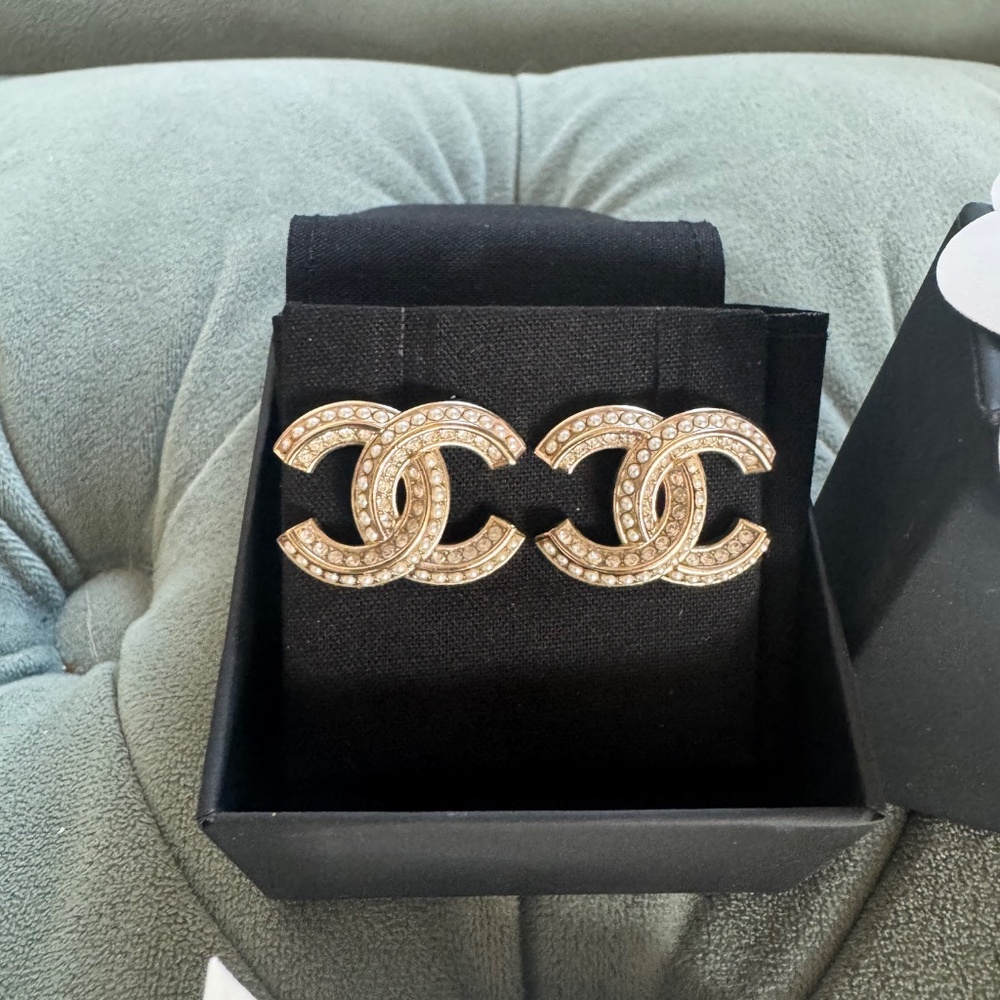 Chanel earrings - Picture 4 of 6